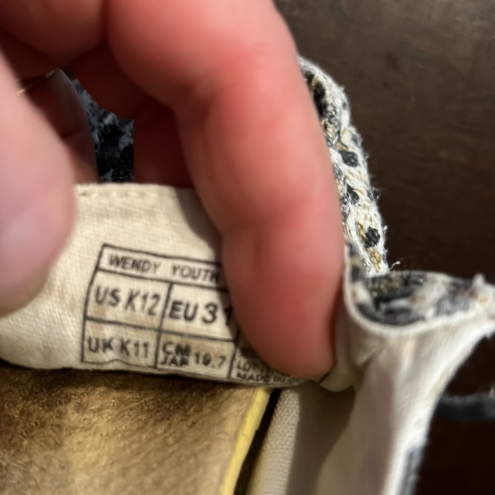 Hey dudes kids cheetah with pink CUTE size 12 - Picture 2 of 6